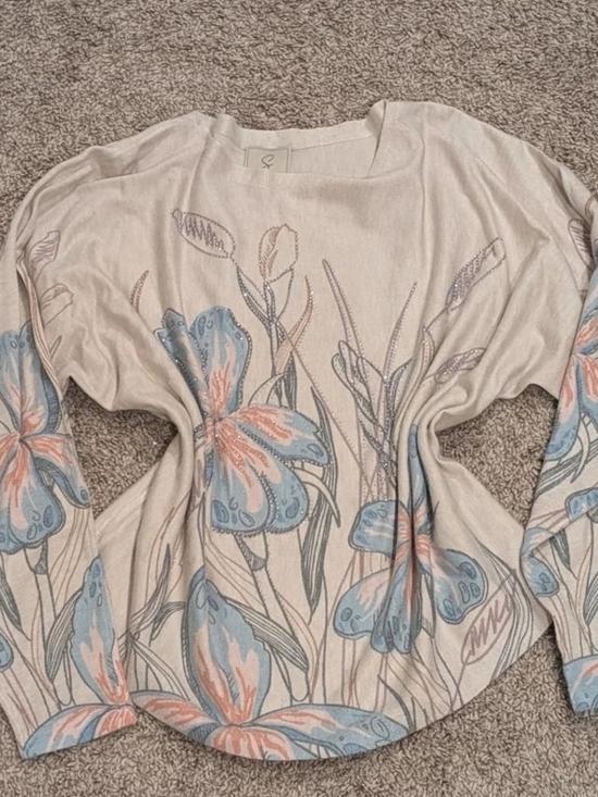 Tops - Cream Floral Butterfly Print Blouse